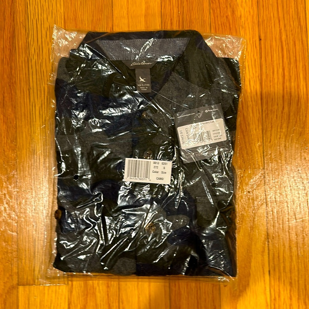 New in package Eddie Bauer kids button down